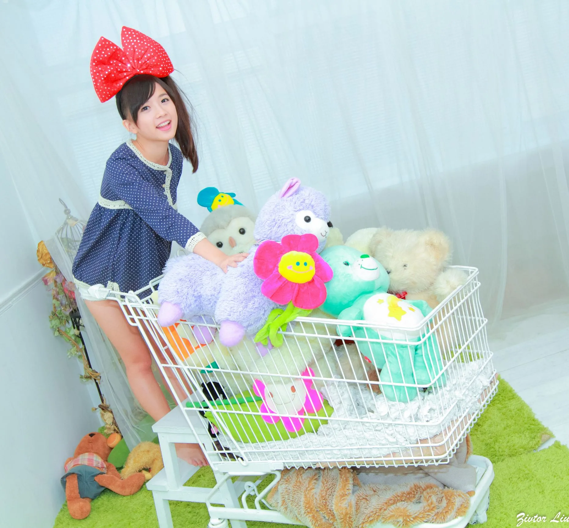 Buổi chụp ảnh tại studio của người mẫu Đài Loan Hsiao-Ching, tập 81, "Bài học thứ hai (Phần 1)". - 49