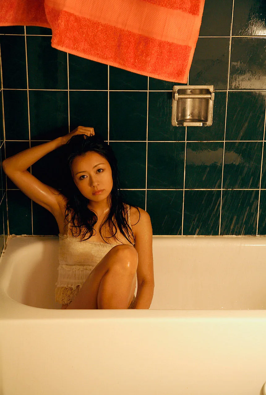 [Image.tv] Album ảnh "Nữ thần mùa lễ hội" của Asae Onishi - 12